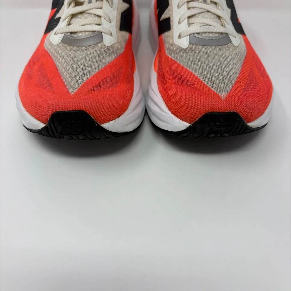 New Balance FuelCell Rebel v5 Mens Size 9 White Red Running Shoes (MFCXLV4)